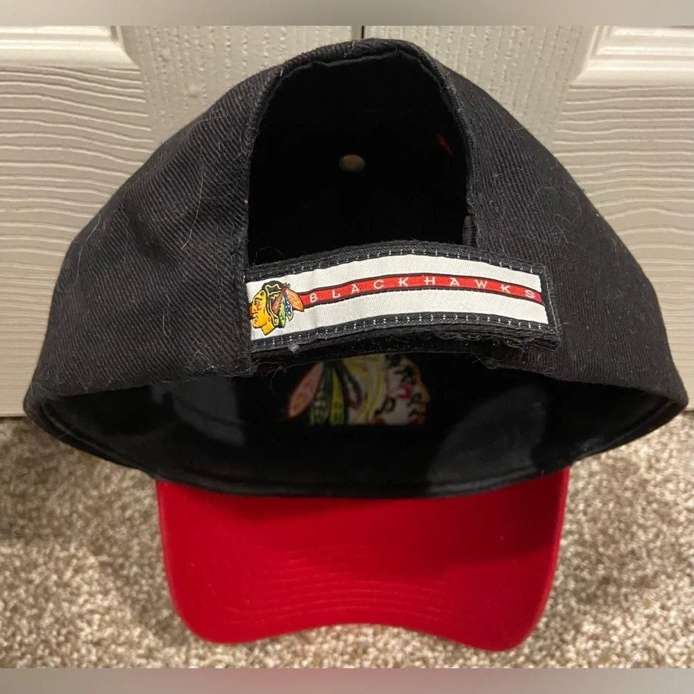 Chicago Blackhawks Adjustable Hat Black Strapback Cap NHL Hockey Twins 47